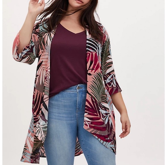 torrid Accessories - DUSTY CORAL & MULTI LEAF CRINKLE GAUZE KIMONO